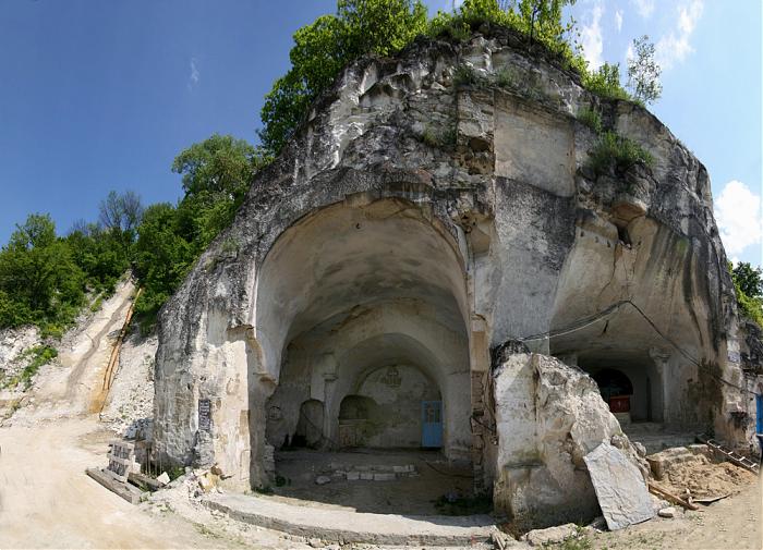 Лядовський Усікновенський скельний чоловічий монастир